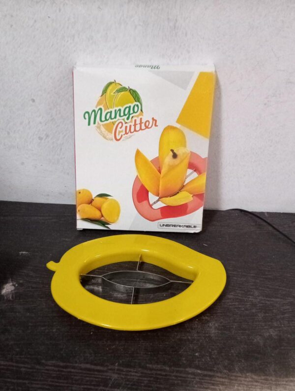 88c4def1-25f0-422b-986d-ba511d064f9b.jpg Mango Cutter Slicer Machine Tool Cutter With Sharp Blades Cutter Non Slip Handle ( 1pc )