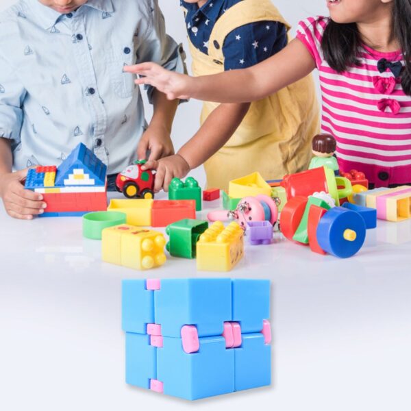 02_005ff16e-9fb3-4b4b-94d0-ca71f43b4a7c.jpg Infinity Cube Fidget Toy Stress Relief Hand Puzzle for Kids & Adults 1 Pc