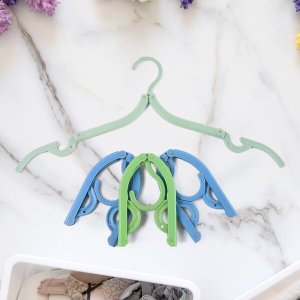 02_0703aebb-77fb-4d6d-89b0-c204ffd494f7.jpg Travel Hangers, Portable Folding Clothes Hangers (4 Pc / Big)