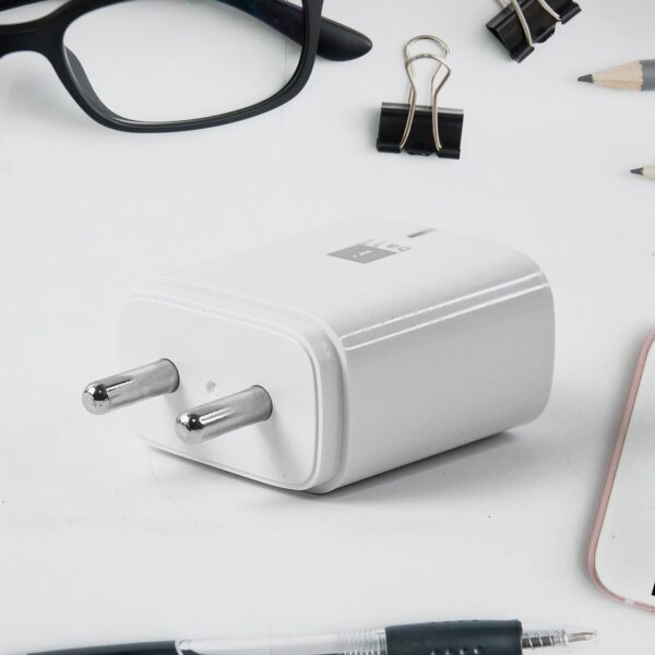 iBall Dual USB Wall Charger 5V/3.1A – High-Speed Dual Port Fast Charging Adapte (1 Pc)