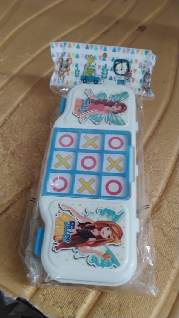 110_054a979b-7fc4-440d-91e0-41b233efb761.jpg Kids Pencil Box with Built-in Tic Tac Toe Game