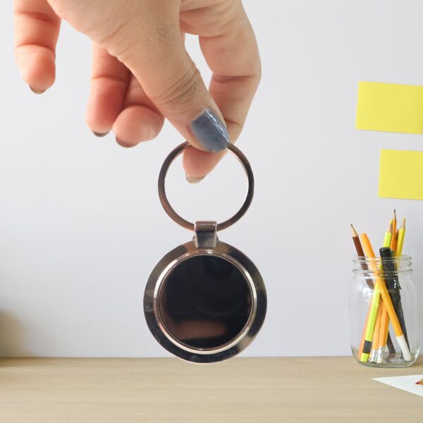 Premium Round Shape Metal Keychain (1 Pc)