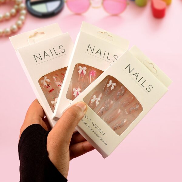 nails-02_12ca46c6-2e5f-4144-8998-163029c80cfc.jpg Reusable Press-On Artificial Nails with Adhesive Stickers (1 Pkt)
