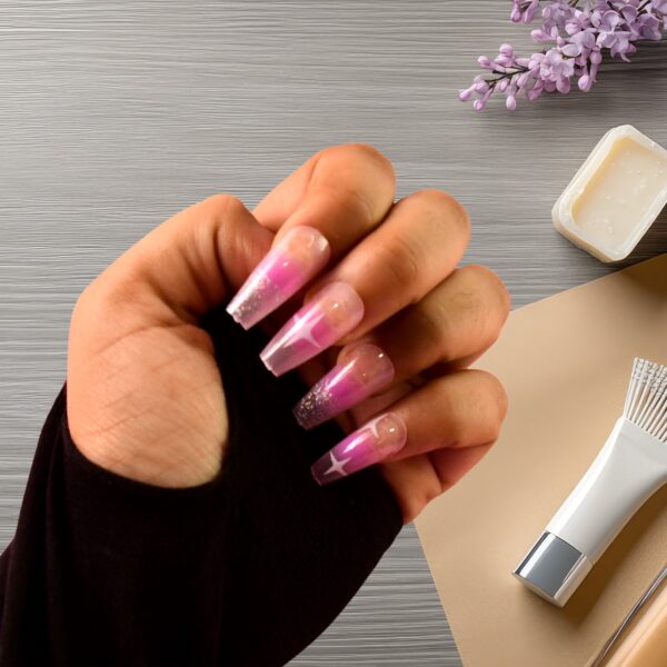 nails-03_83c5b01f-9b15-4451-8631-b3c3d70f819d.jpg Reusable Press-On Artificial Nails with Adhesive Stickers (1 Pkt)